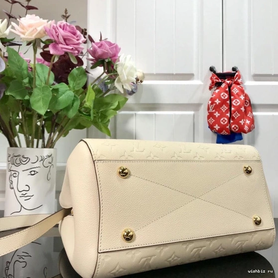 WIS MONTAIGNE MM LOUIS VUITTON 0714